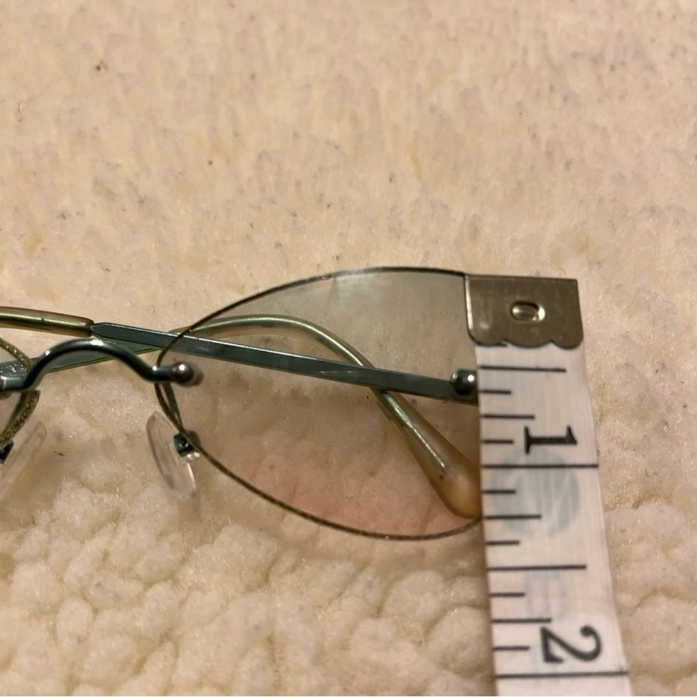 Stylish Gold and Silver Women's Sunglasses - Picture 13 of 17